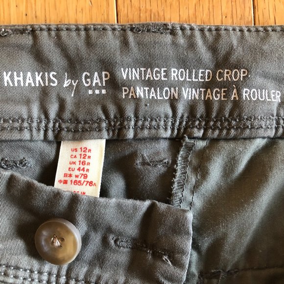 Like New Women's GAP Cropped Khakis Pants - Picture 4 of 6